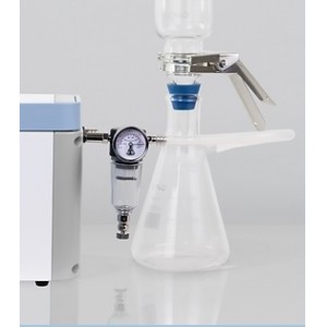 Bơm chân không phòng lab xét nghiệm -thí nghiệm